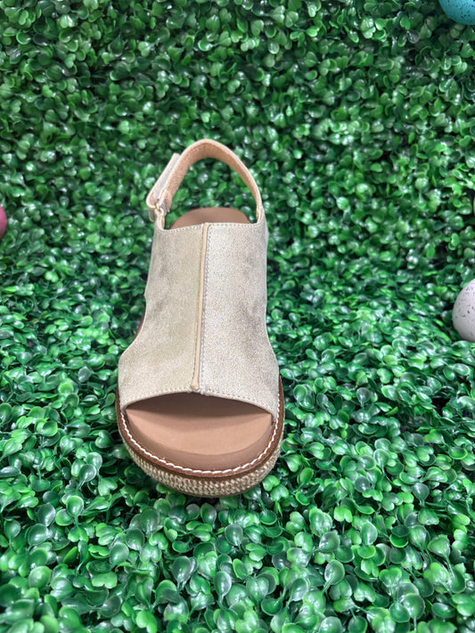 Corkys Washed gold wedge