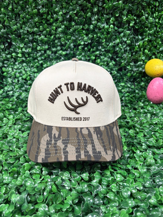 Hunt for harvest camo hat