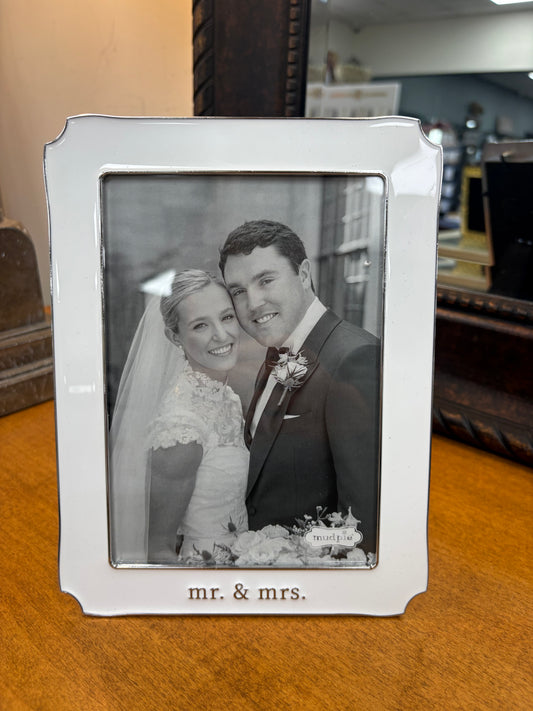 White Picture frame Mr & Mrs